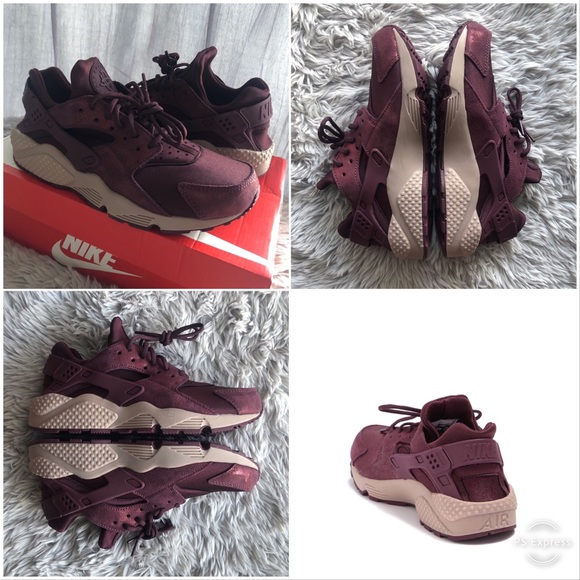 **SOLD** 🎆 Women’s Nike Air Huarache Run 🎆 - Picture 6 of 8